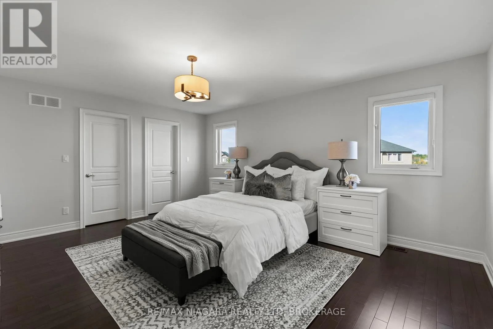 55 SPRUCE CRESCENT