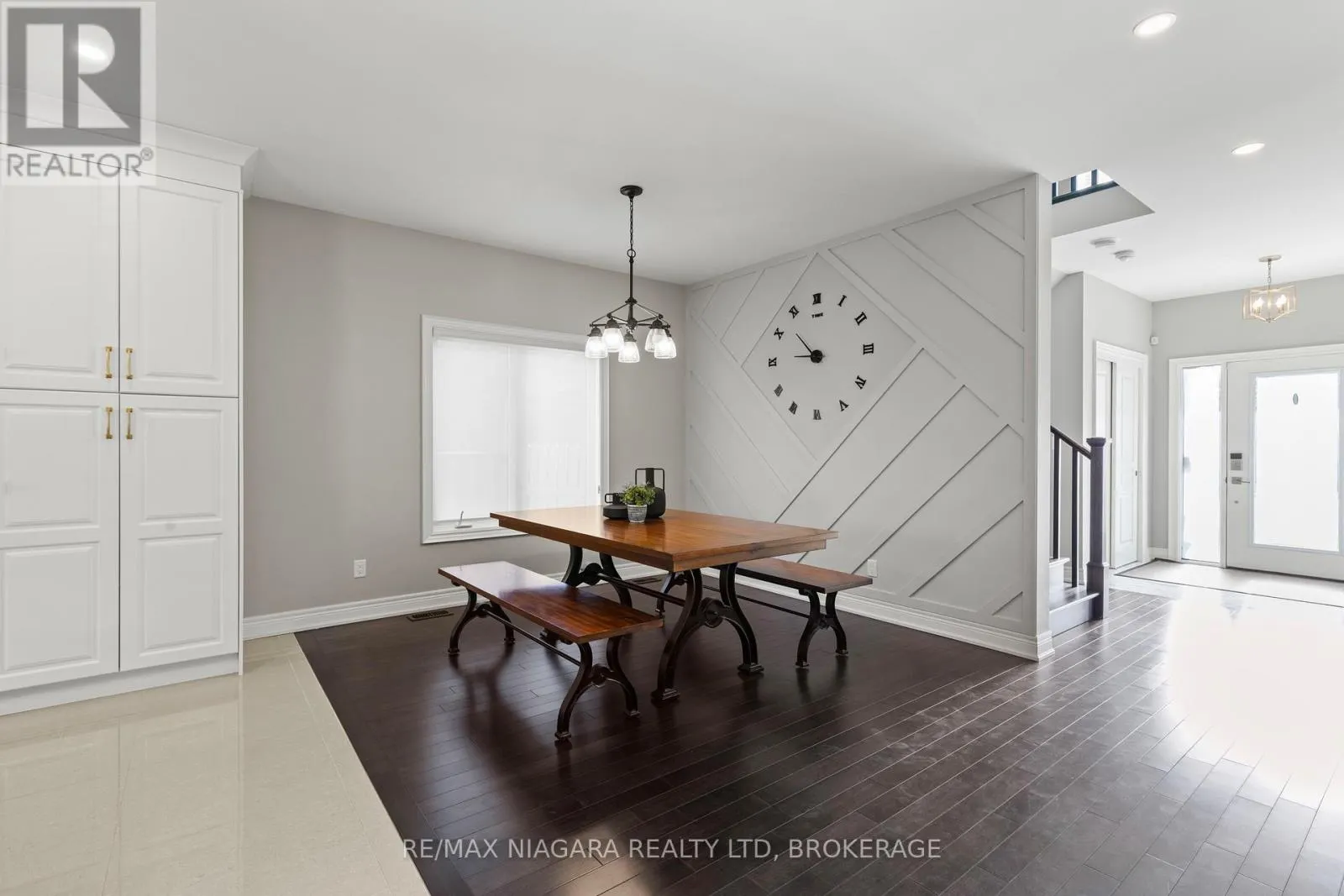 55 SPRUCE CRESCENT