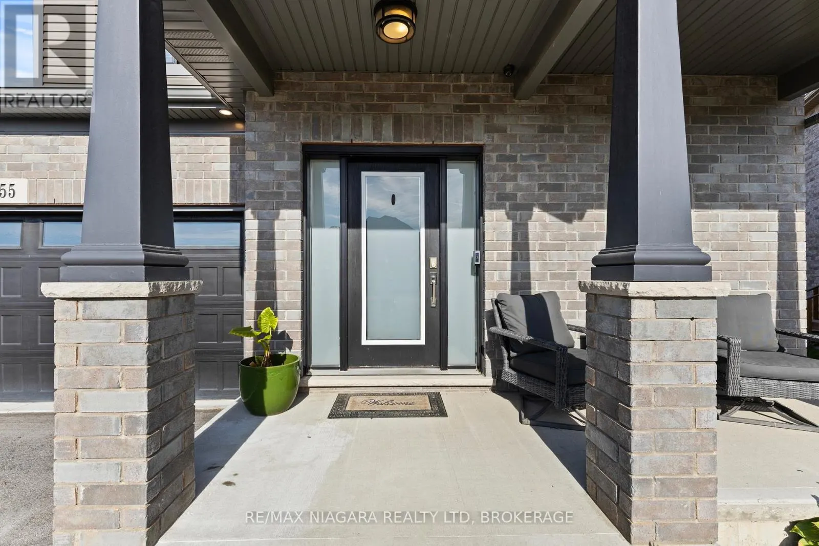 55 SPRUCE CRESCENT