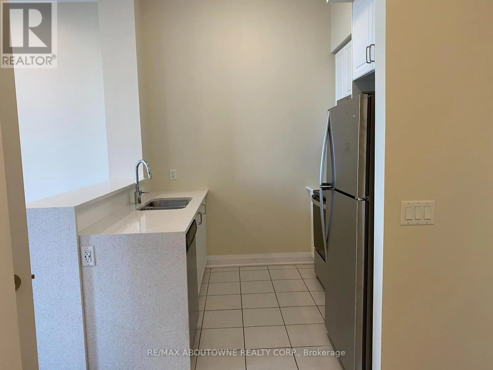621 - 16 CONCORD PLACE