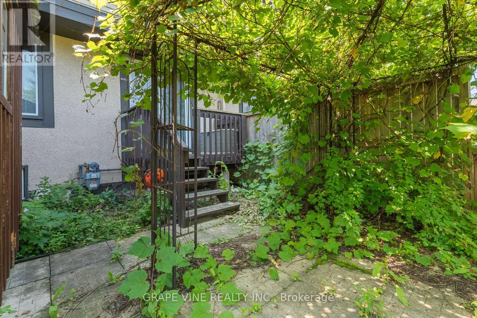 31 - 2671 PIMLICO CRESCENT