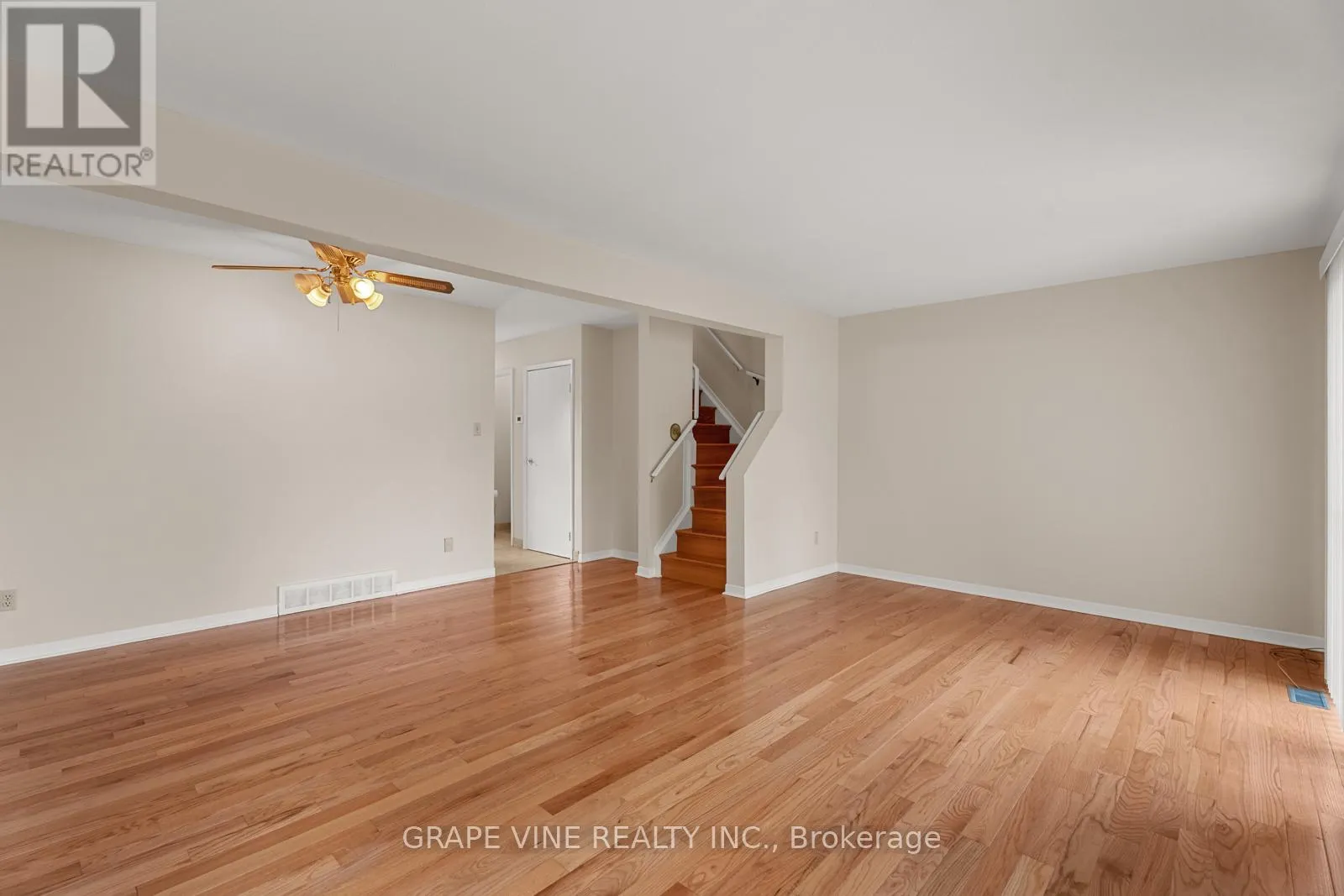 31 - 2671 PIMLICO CRESCENT