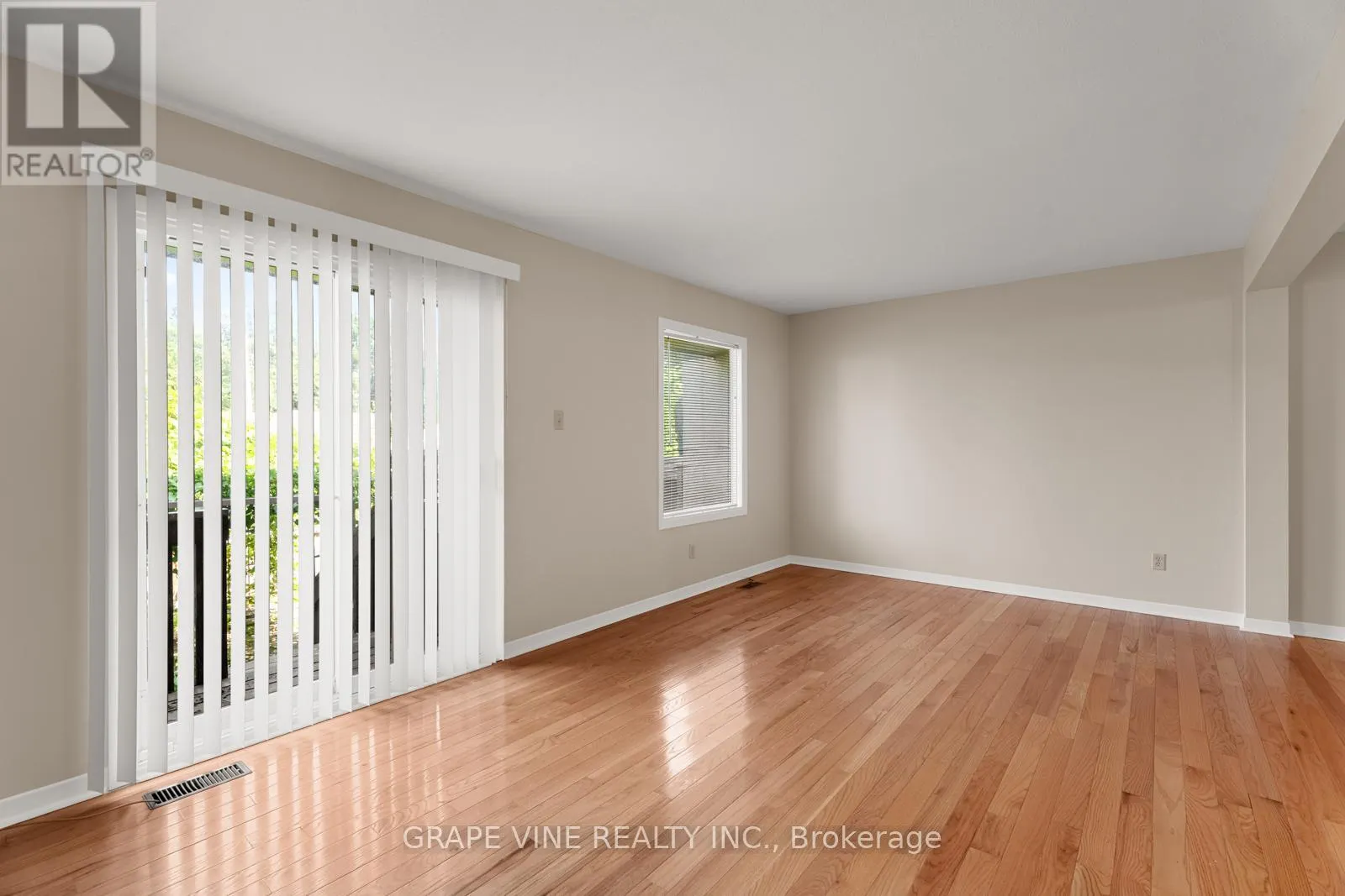 31 - 2671 PIMLICO CRESCENT