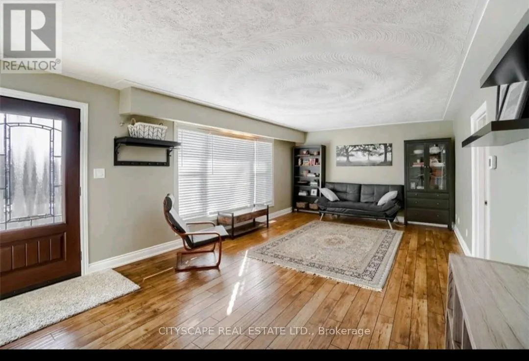 202 EAST 44TH STREET