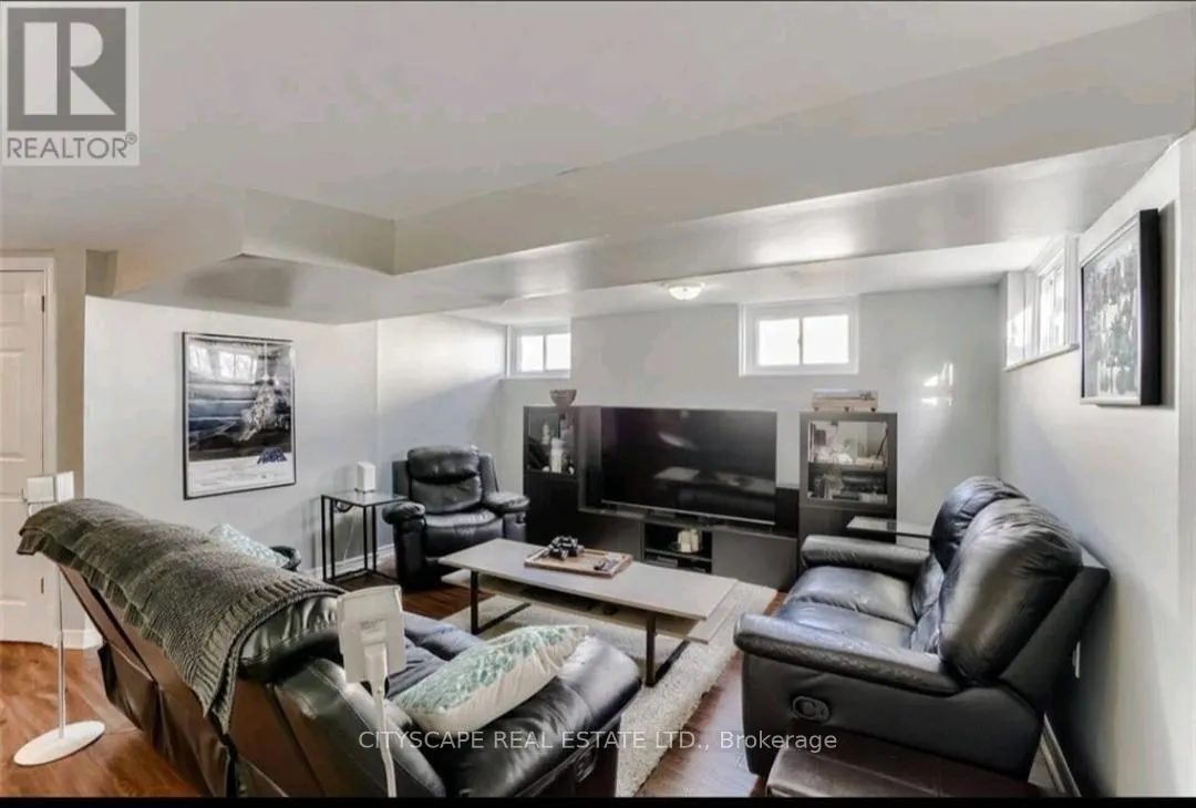 202 EAST 44TH STREET