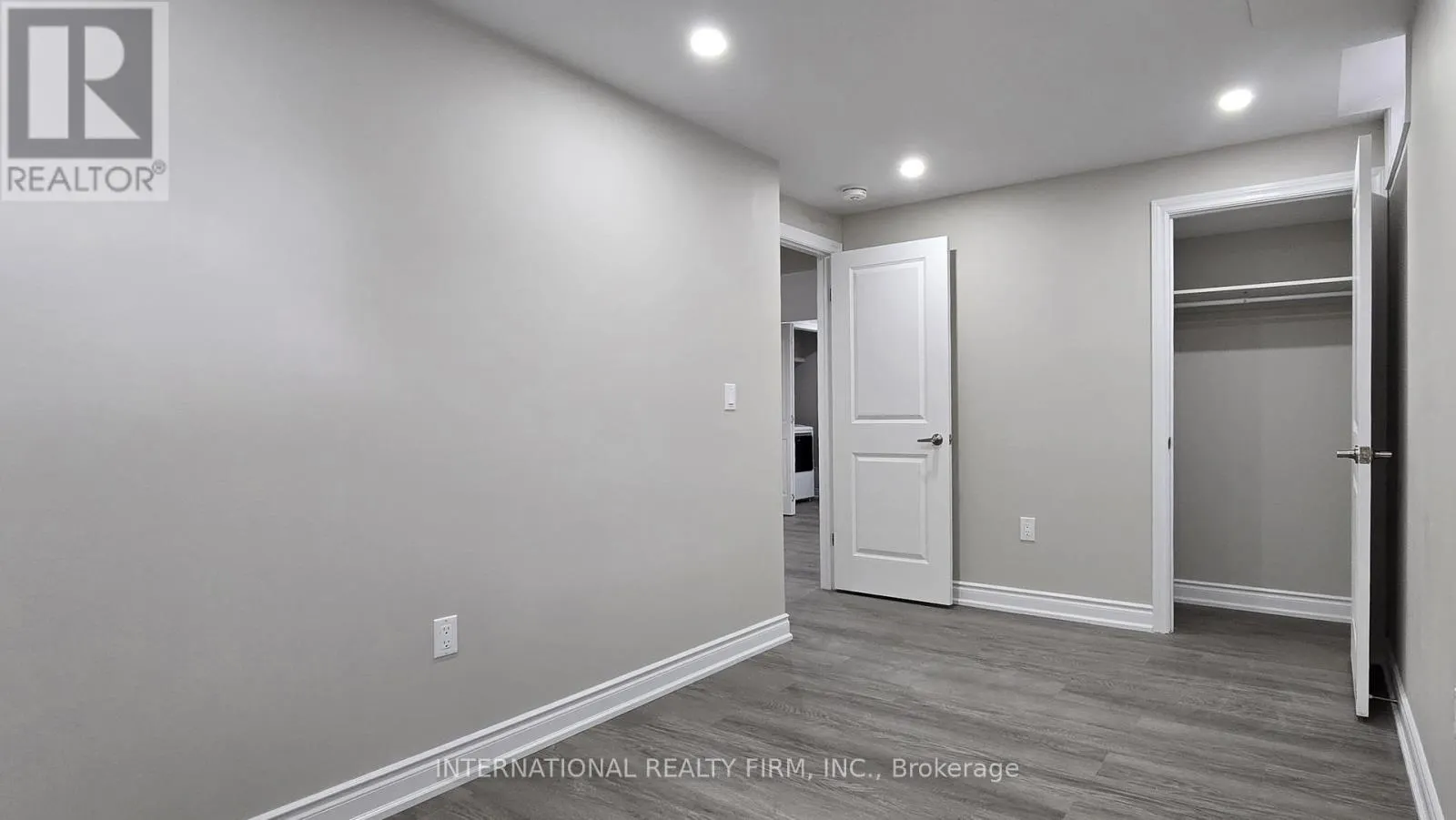 BASEMENT - 21-B HANCOCK CRESCENT