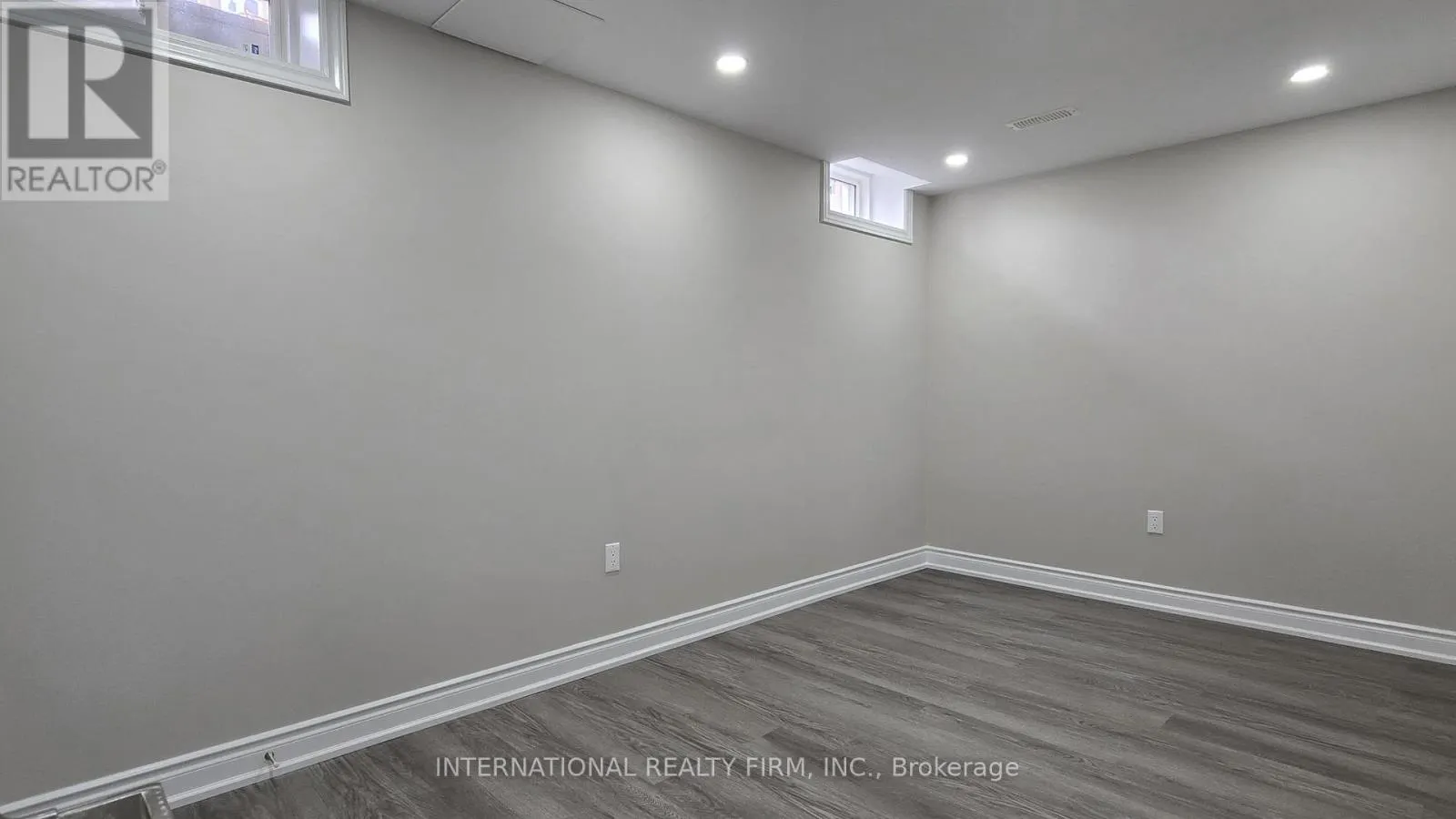 BASEMENT - 21-B HANCOCK CRESCENT