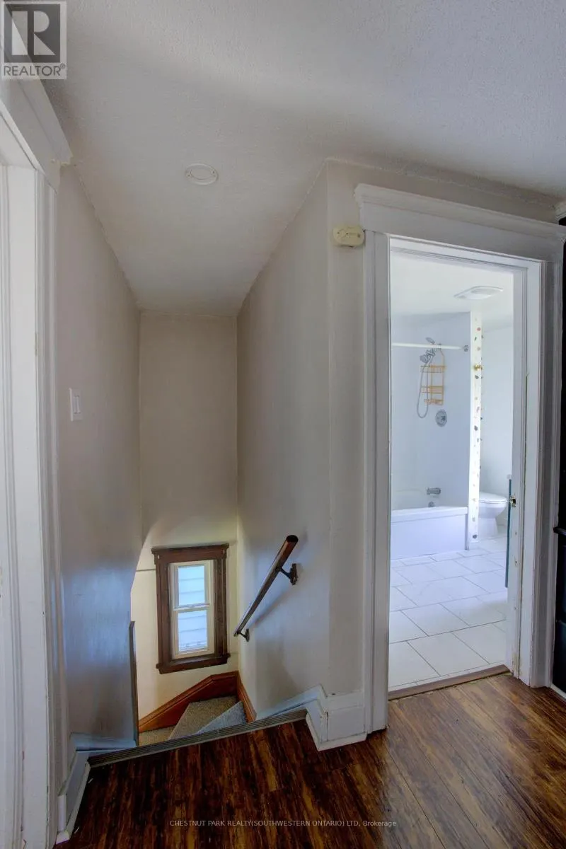 876 HALL AVENUE