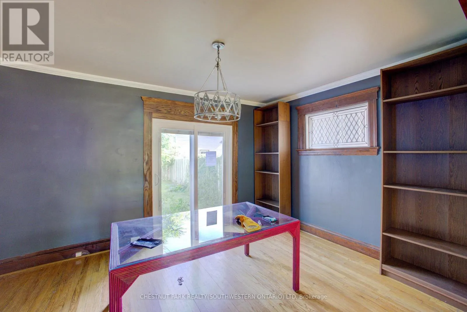 876 HALL AVENUE