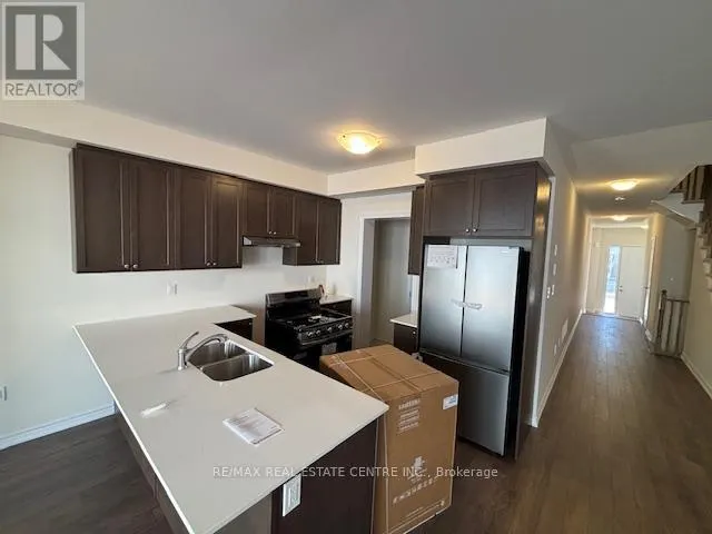 102 MCGILL AVENUE