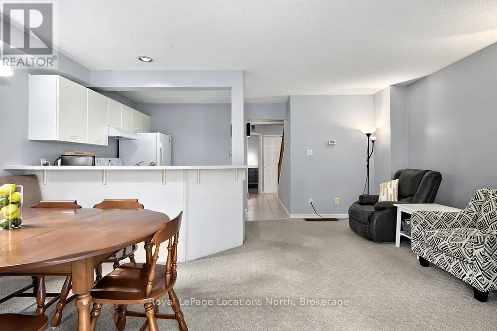 38 - 146 SETTLERS WAY, #38