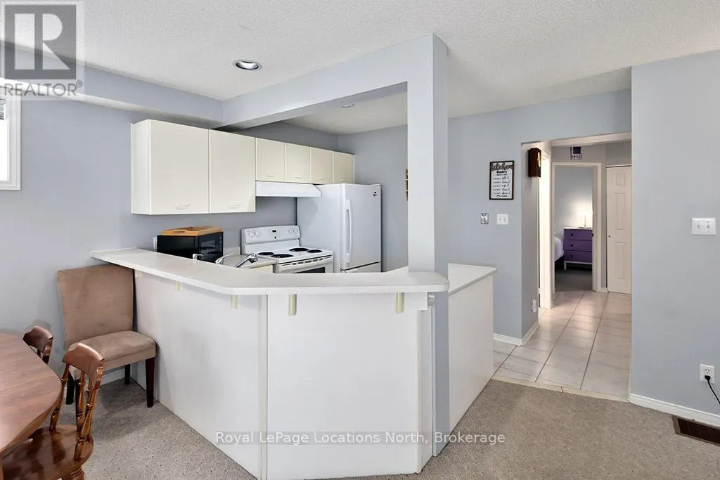 38 - 146 SETTLERS WAY, #38