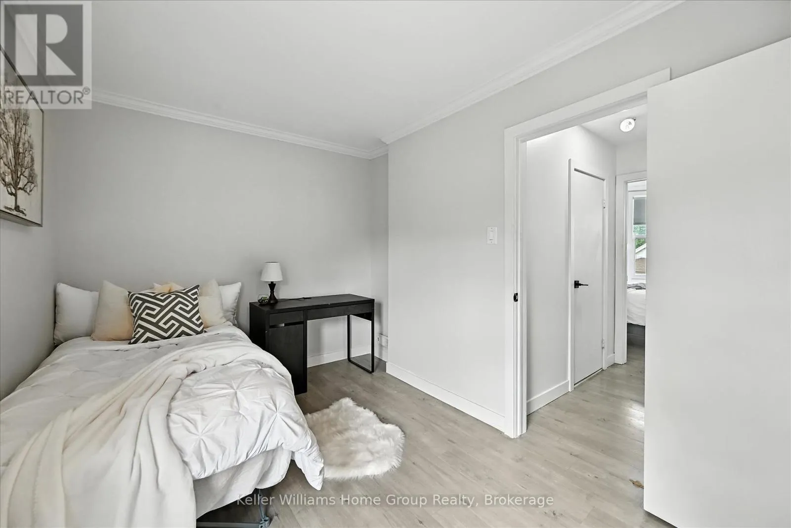 82 ROSEMONT AVENUE