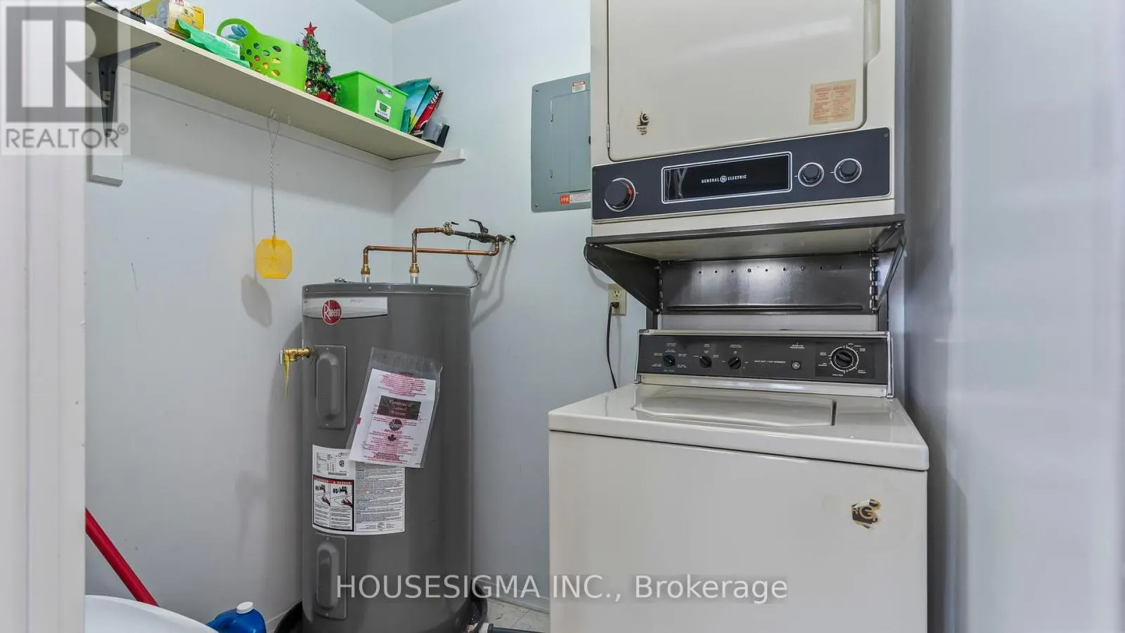 903 - 860 COMMISSIONERS ROAD E, #903