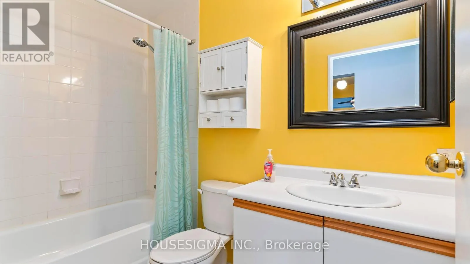903 - 860 COMMISSIONERS ROAD E, #903