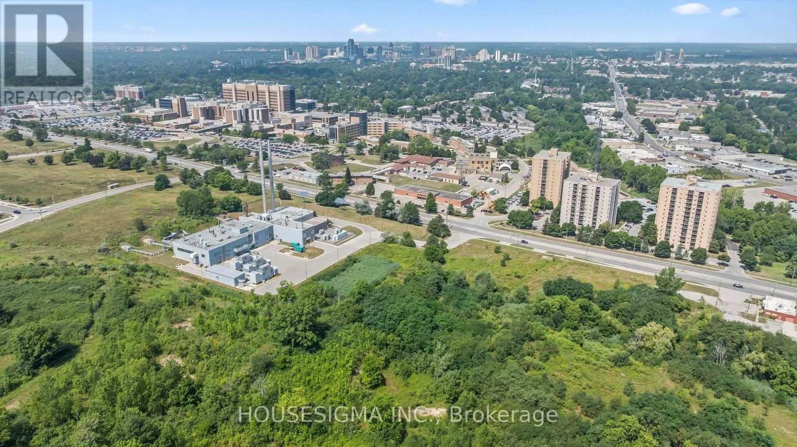 903 - 860 COMMISSIONERS ROAD E, #903