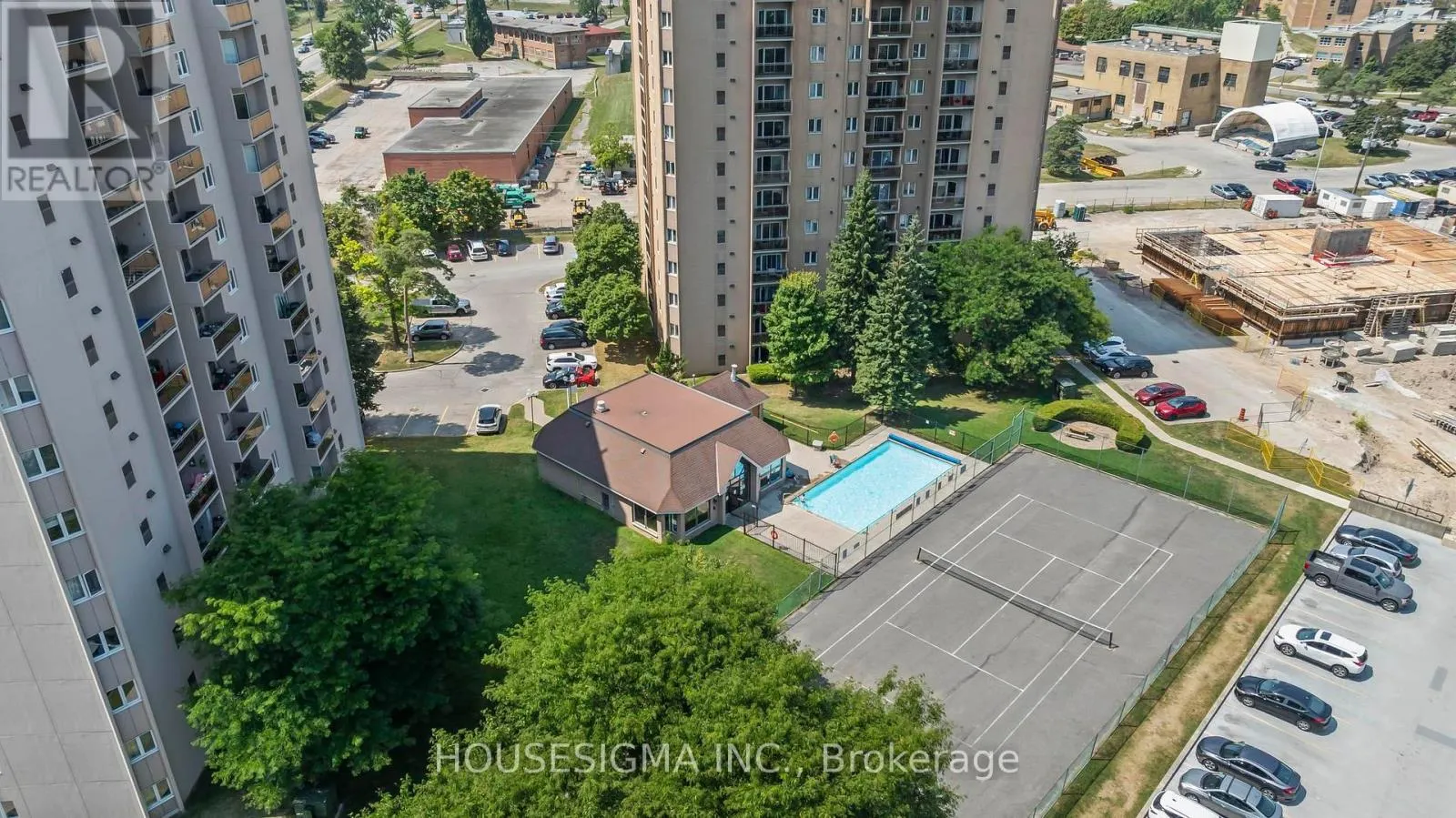 903 - 860 COMMISSIONERS ROAD E, #903