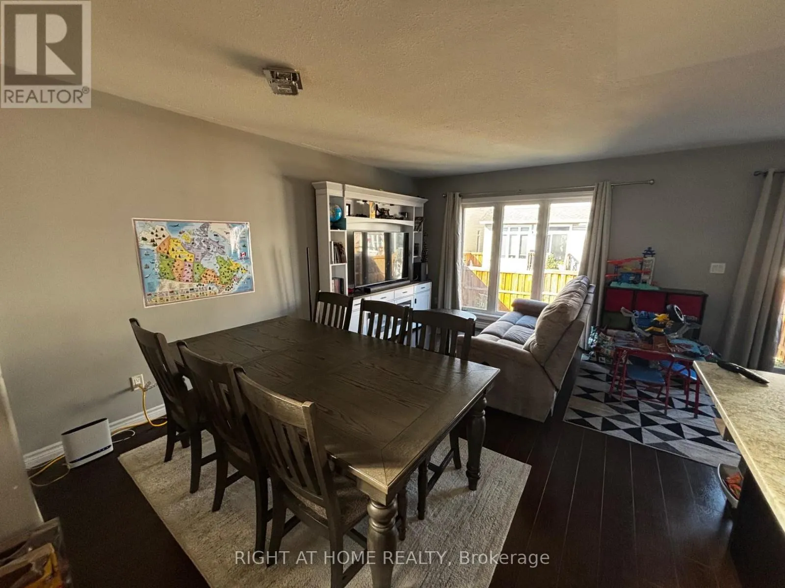 1427 MONARCH DRIVE