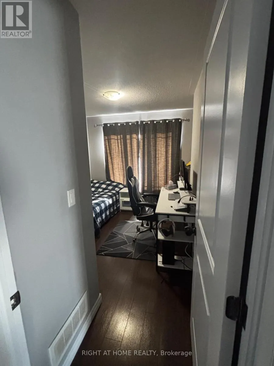 1427 MONARCH DRIVE