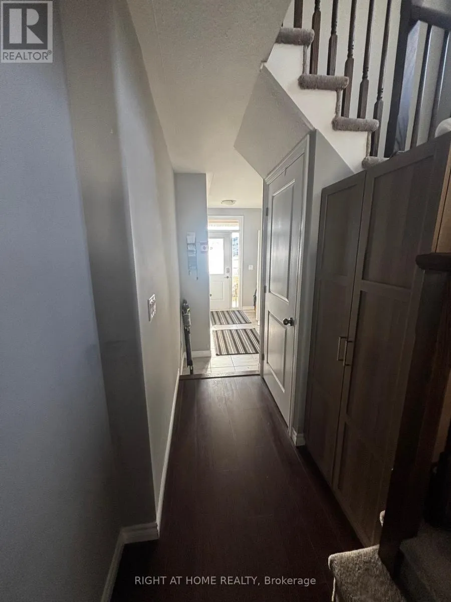 1427 MONARCH DRIVE