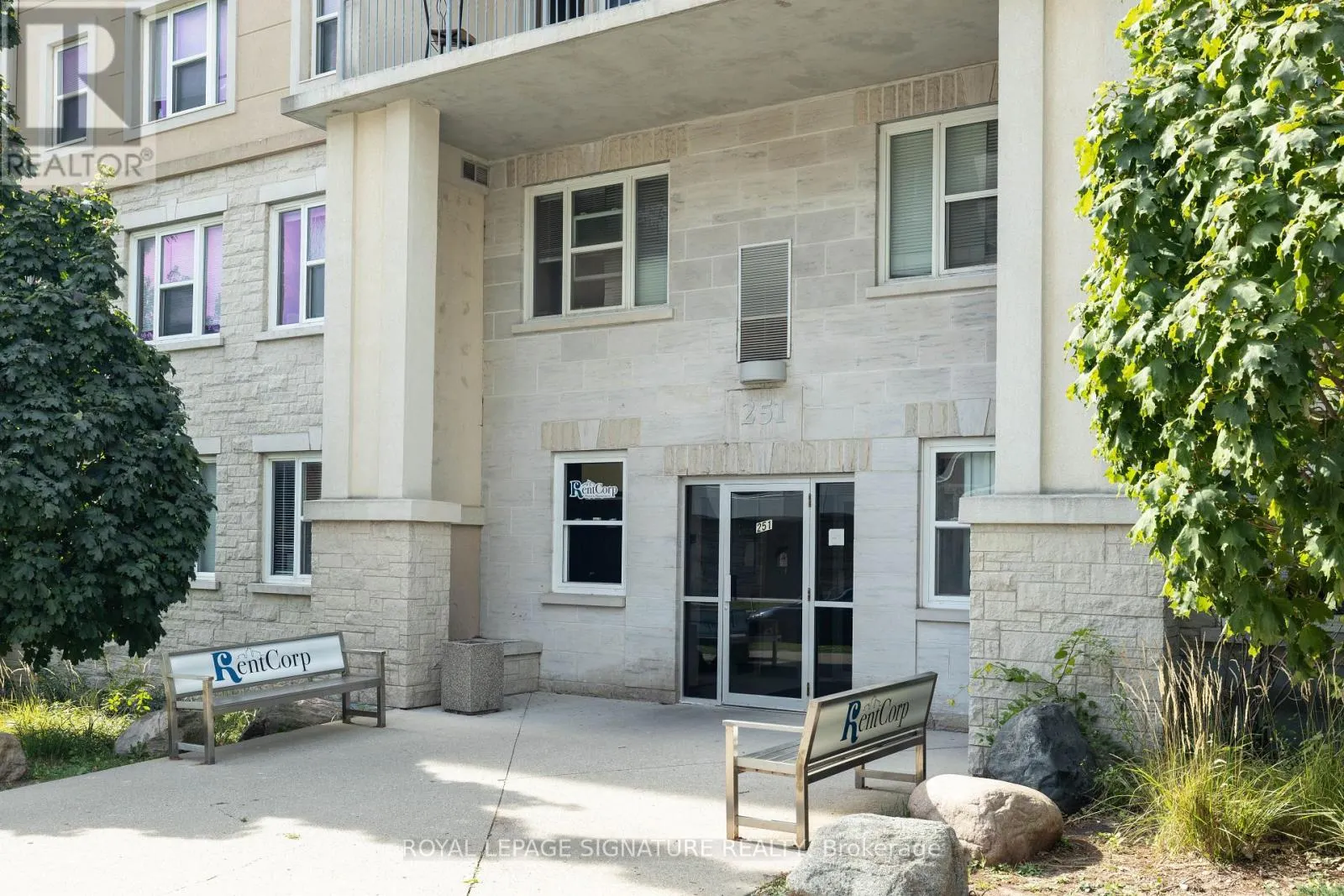 304 - 251 LESTER STREET
