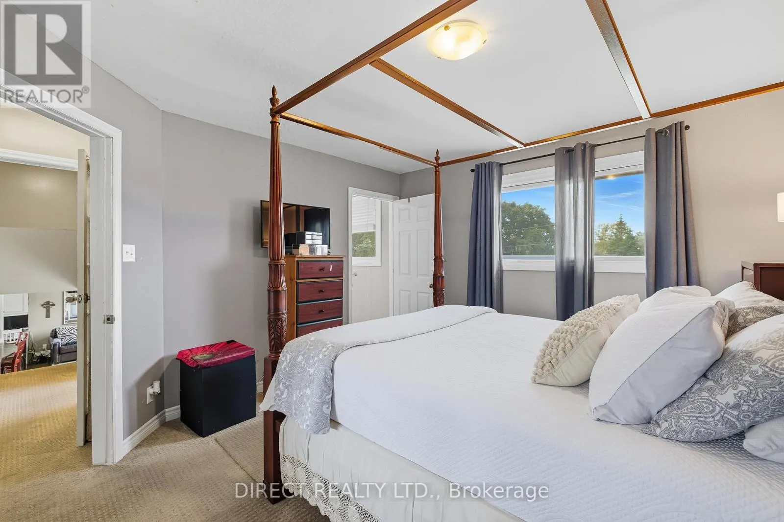 63 BAYLEA DRIVE