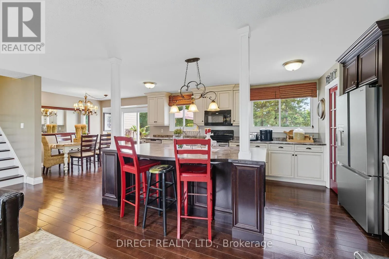 63 BAYLEA DRIVE