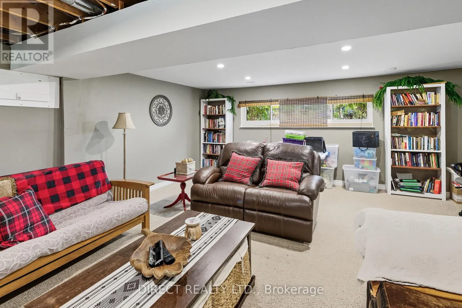 63 BAYLEA DRIVE