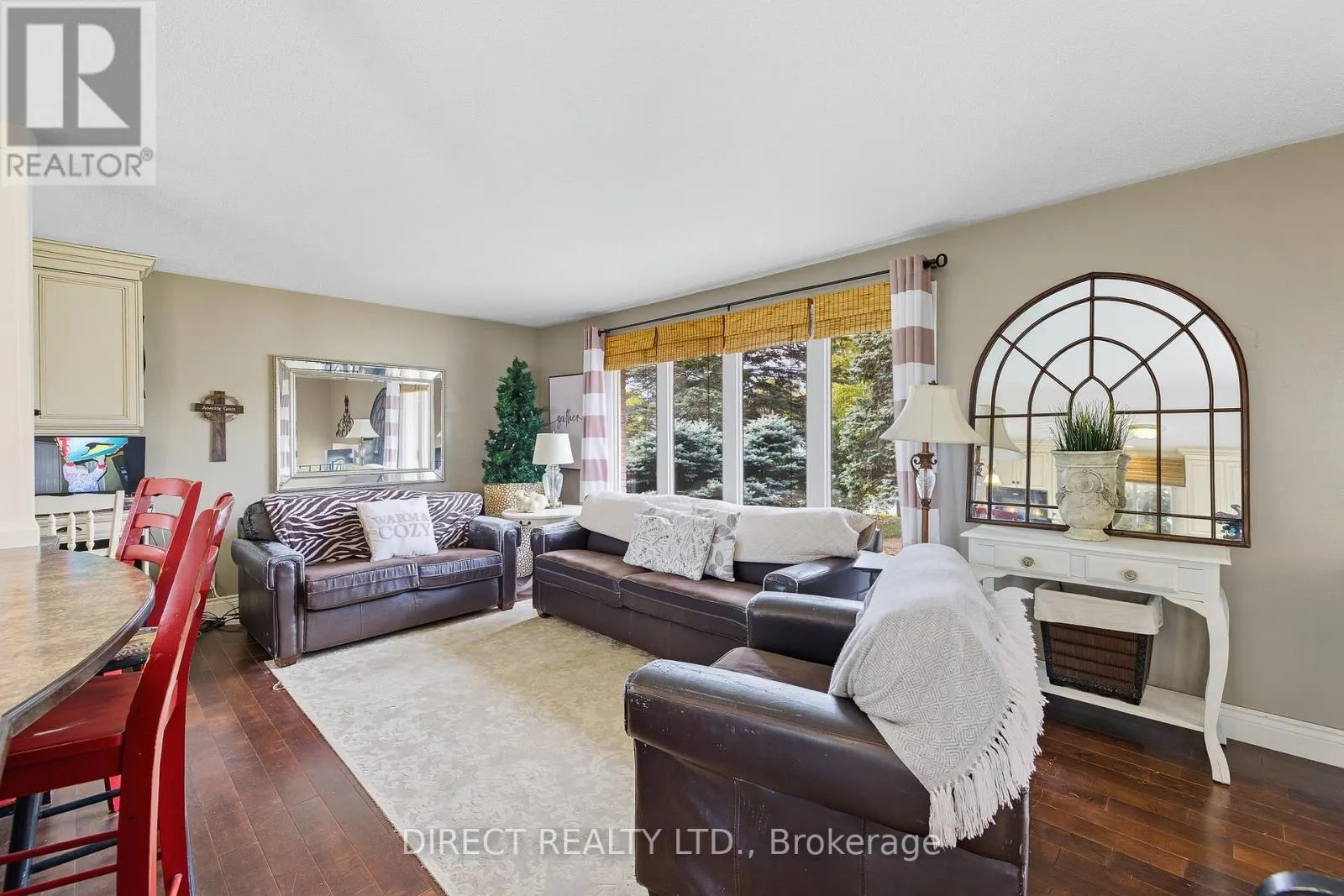 63 BAYLEA DRIVE