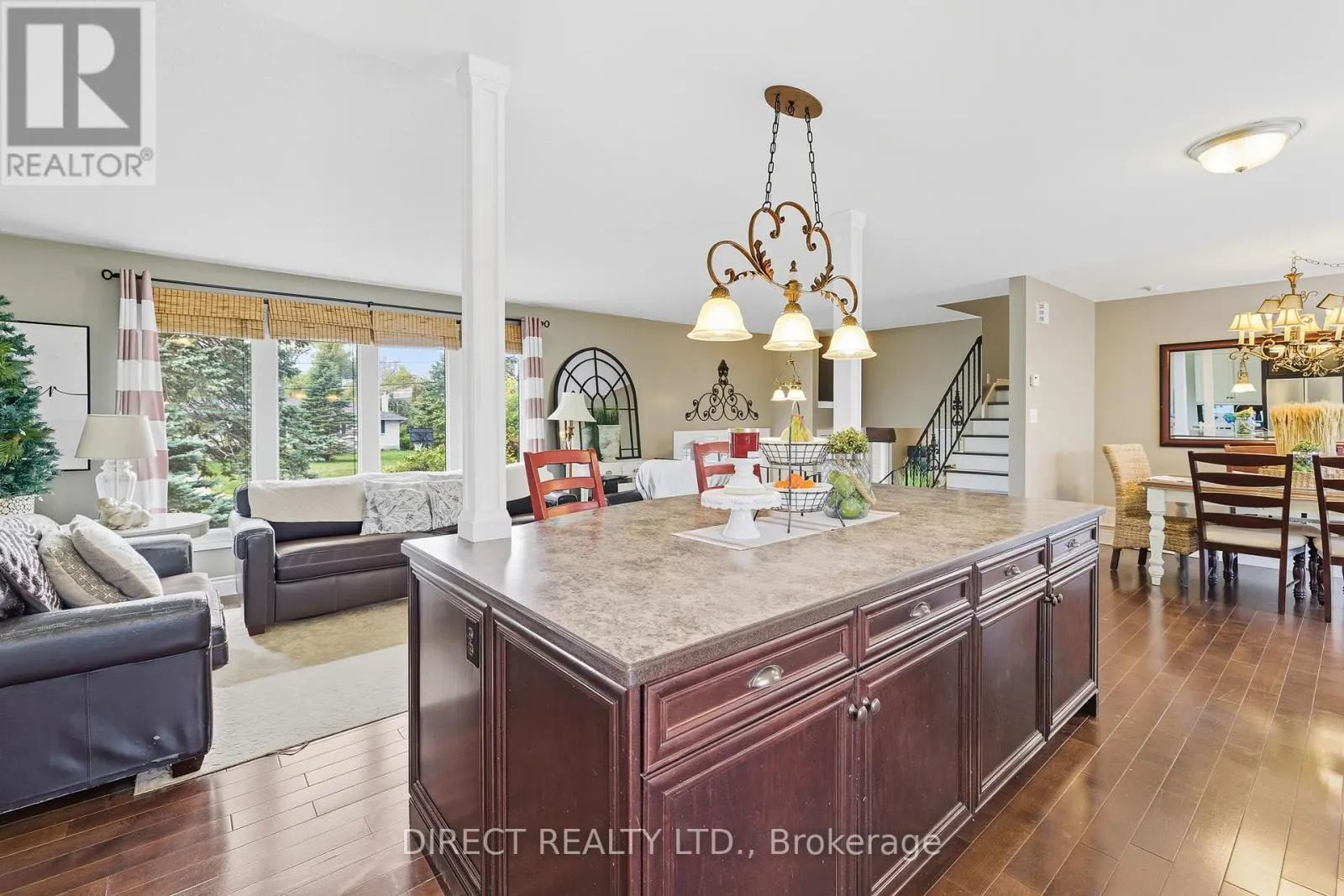 63 BAYLEA DRIVE