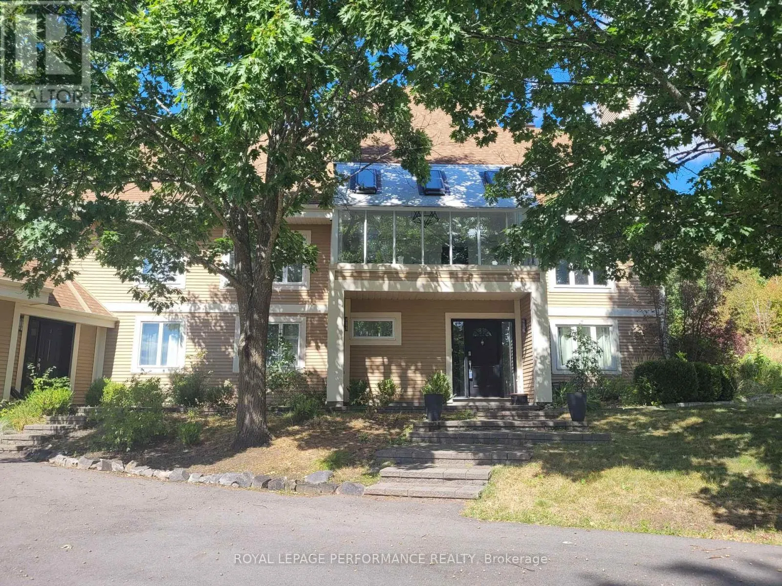 136B GLENNCASTLE DRIVE