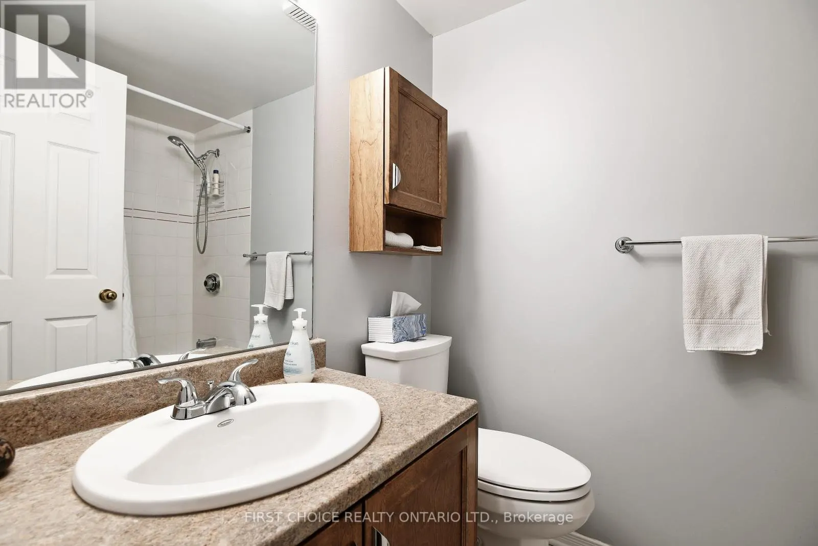104 - 175 WOODBINE PLACE