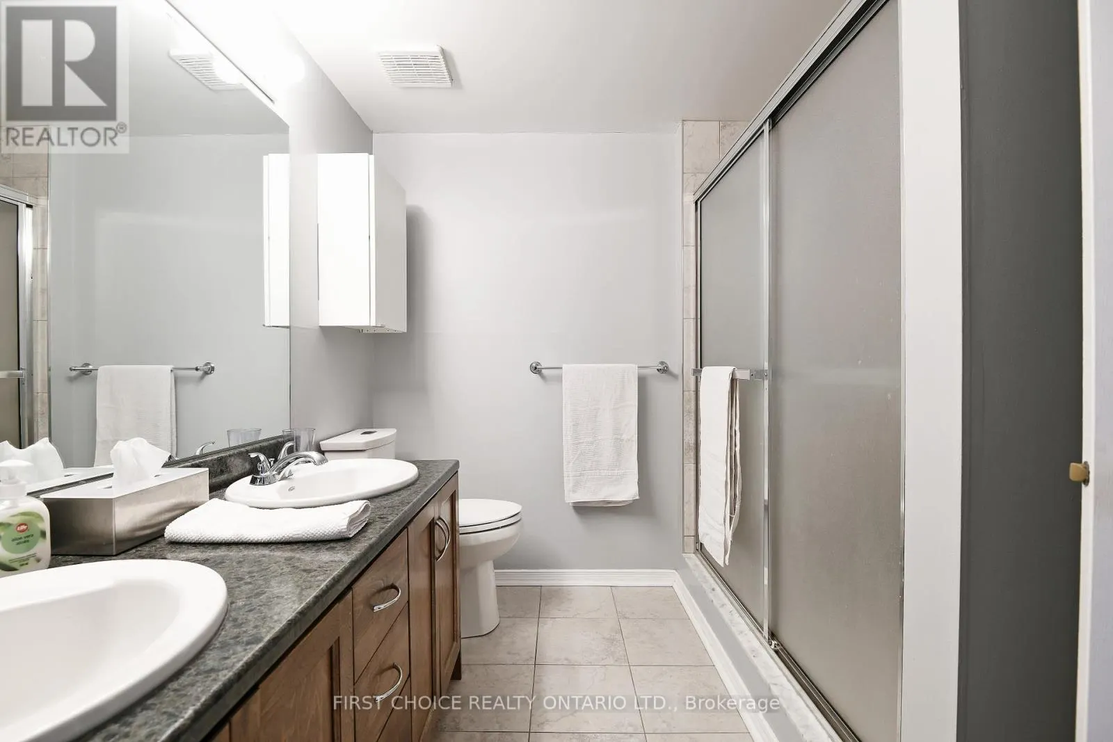 104 - 175 WOODBINE PLACE