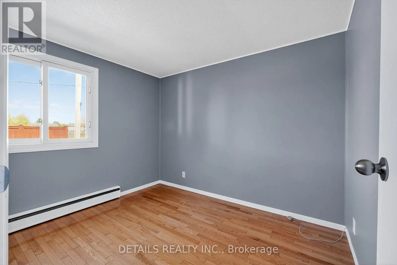 289 AMIENS STREET