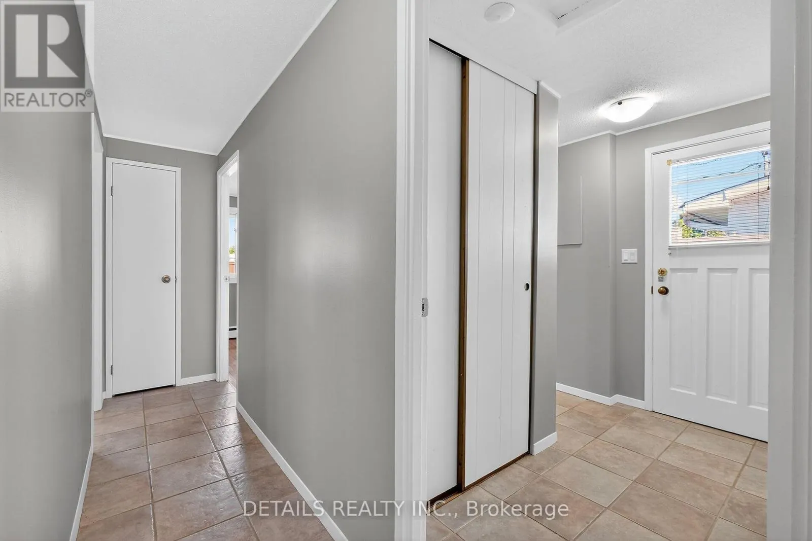 289 AMIENS STREET