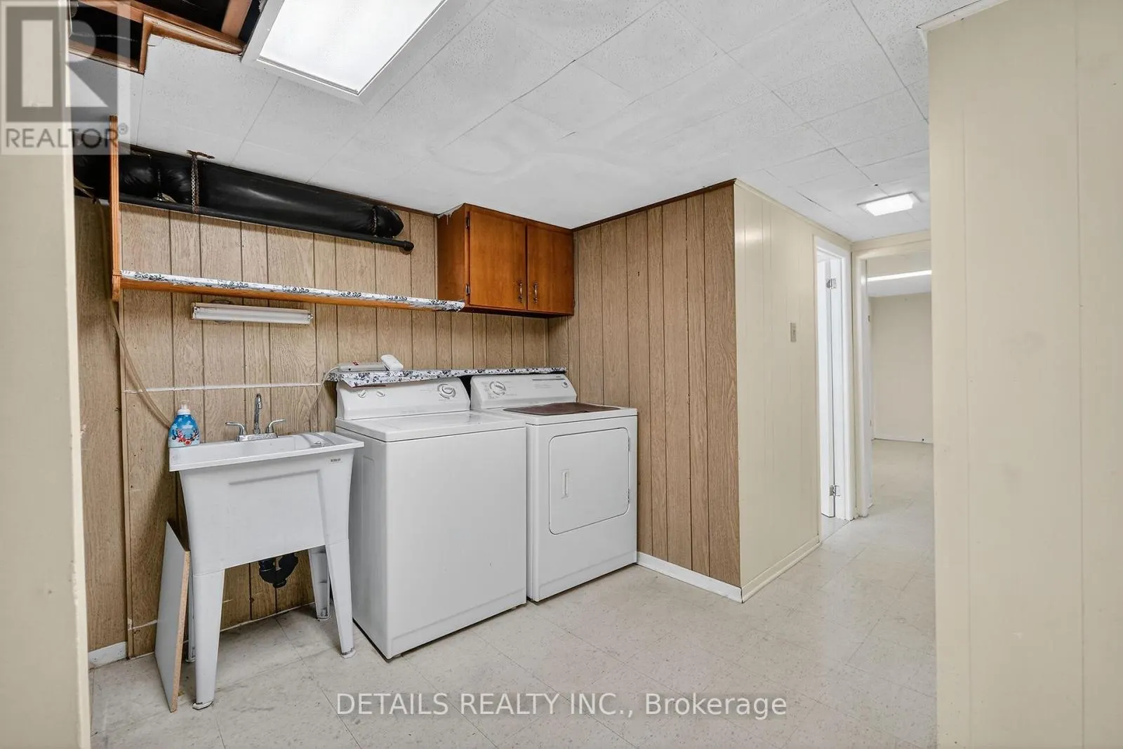 289 AMIENS STREET
