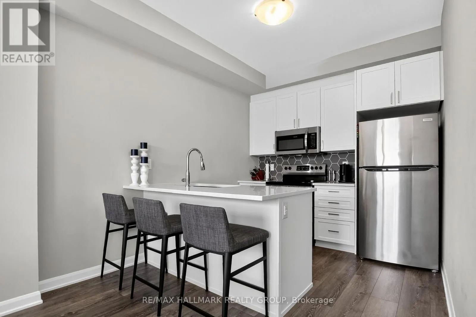 342 RAHEEN COURT