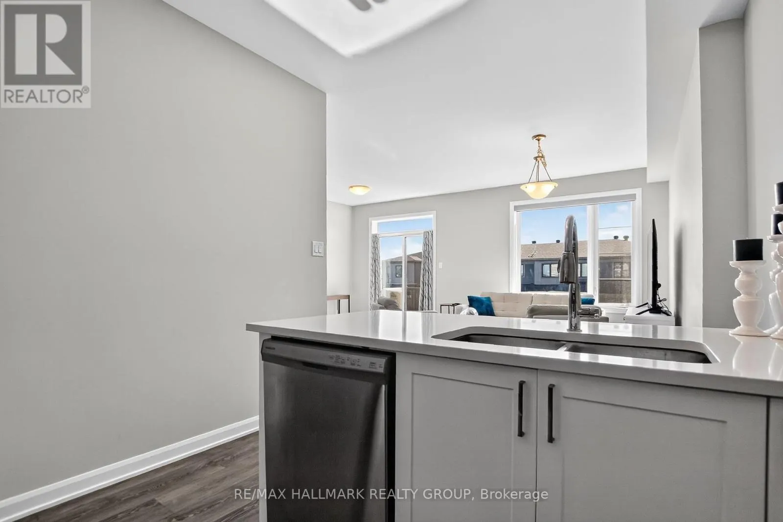342 RAHEEN COURT