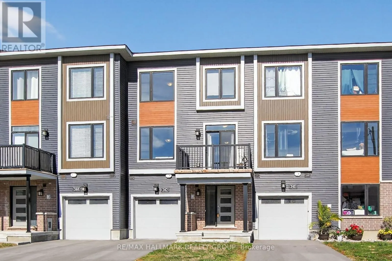 342 RAHEEN COURT