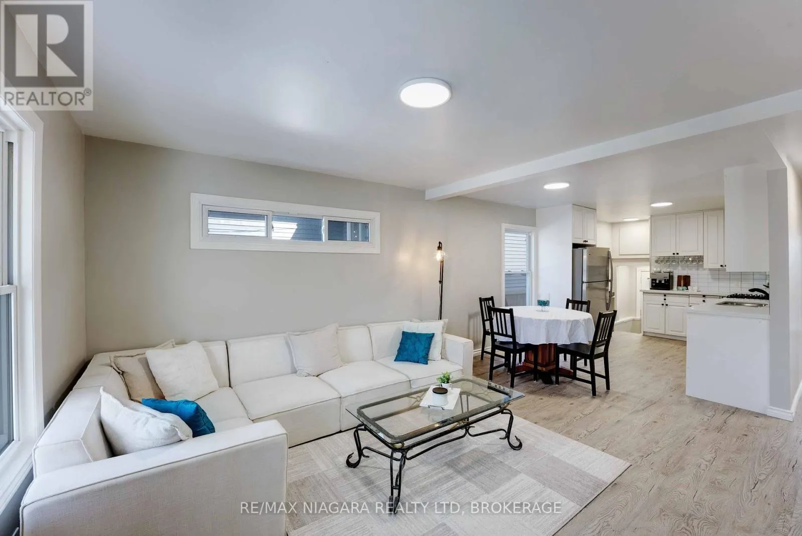 90 PLEASANT AVENUE