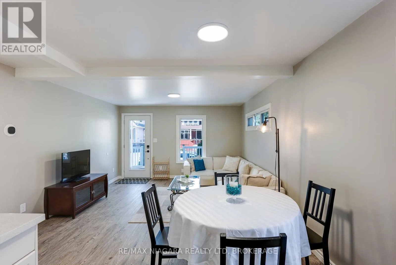 90 PLEASANT AVENUE
