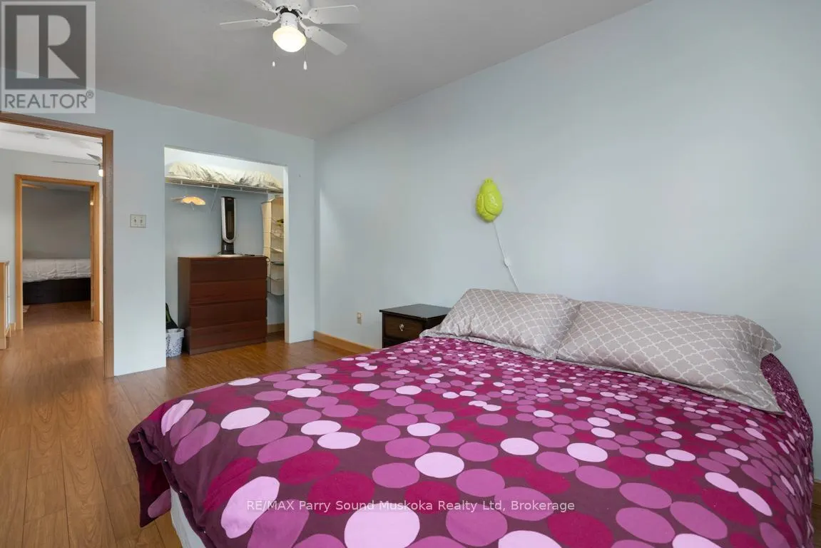 38 SHEBESHEKONG ESTATES ROAD S