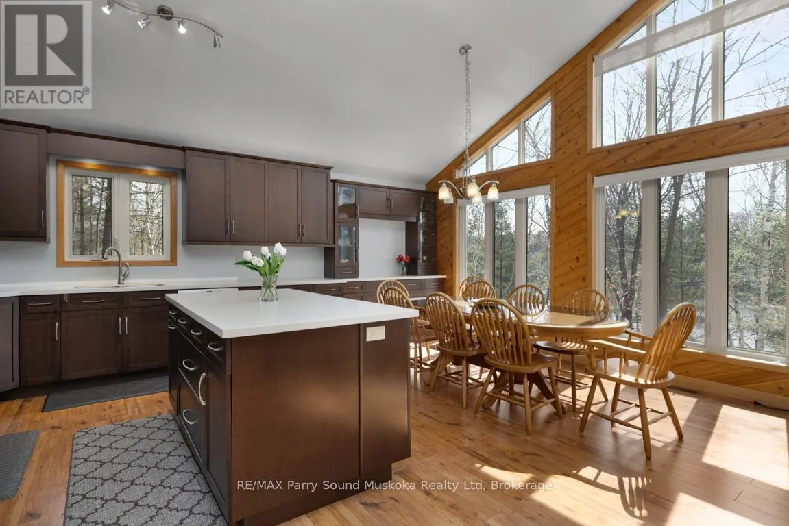 38 SHEBESHEKONG ESTATES ROAD S