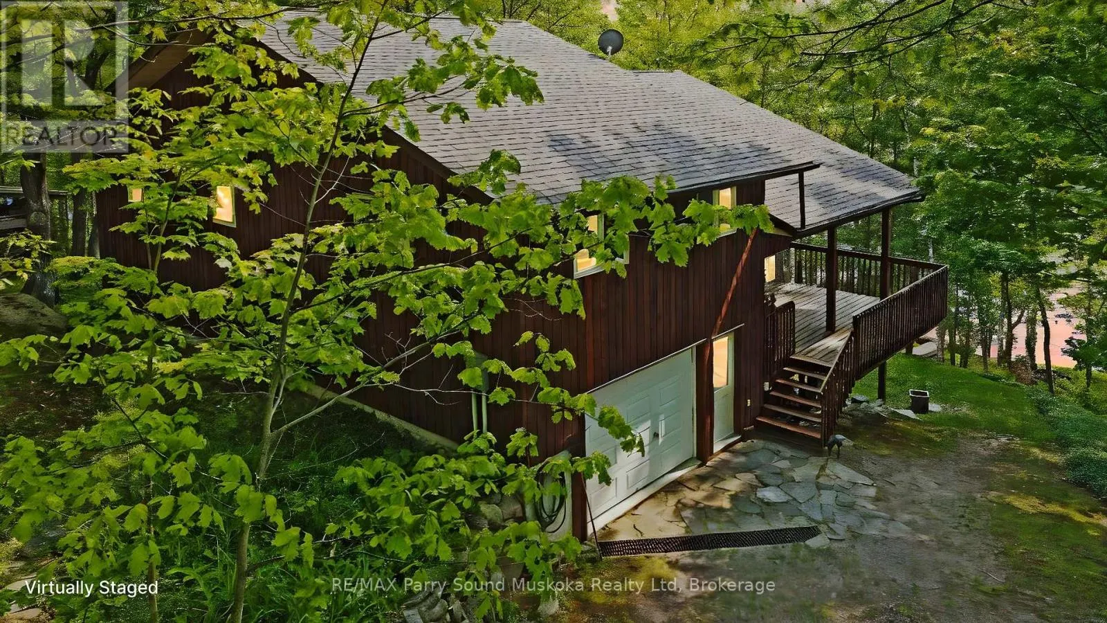 38 SHEBESHEKONG ESTATES ROAD S