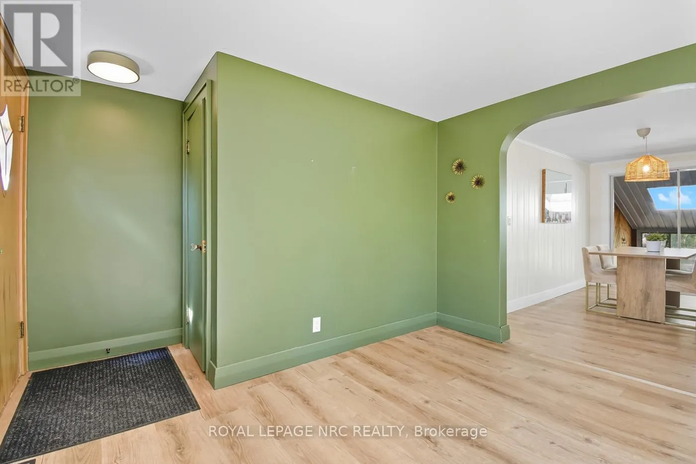 3754 HIGHLAND DRIVE