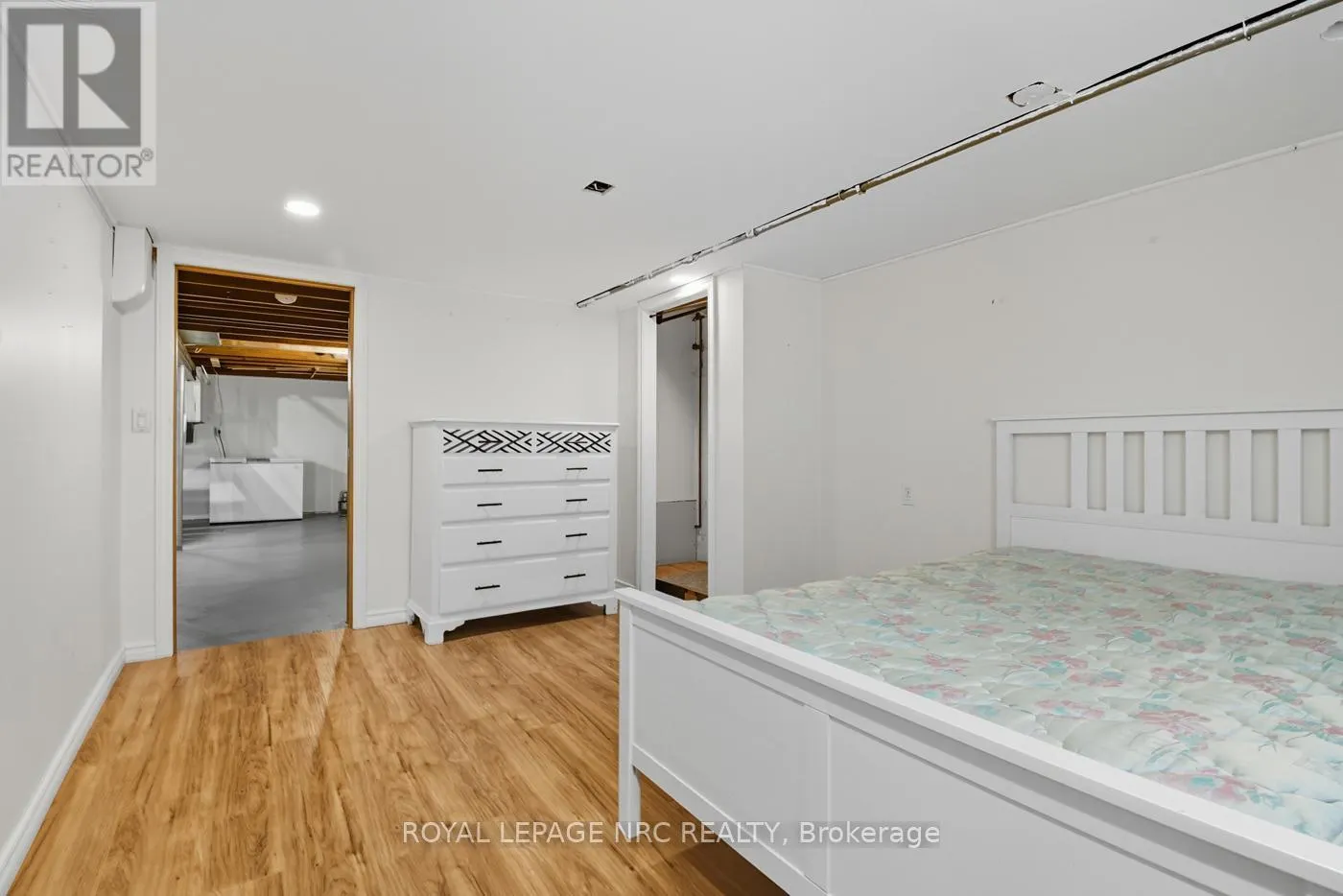3754 HIGHLAND DRIVE