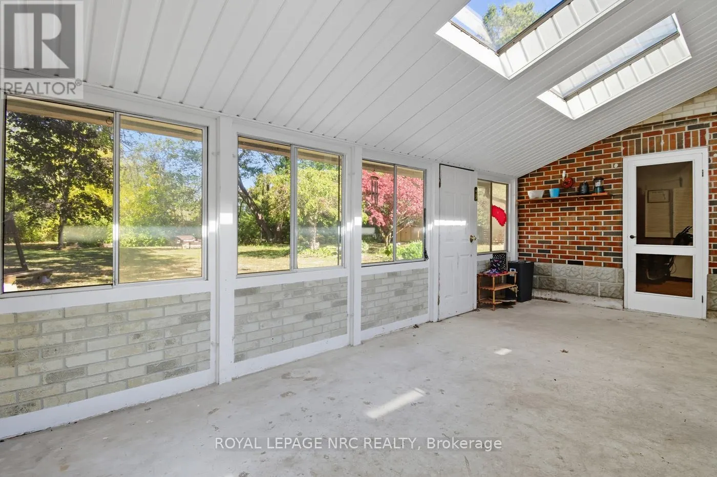 3754 HIGHLAND DRIVE