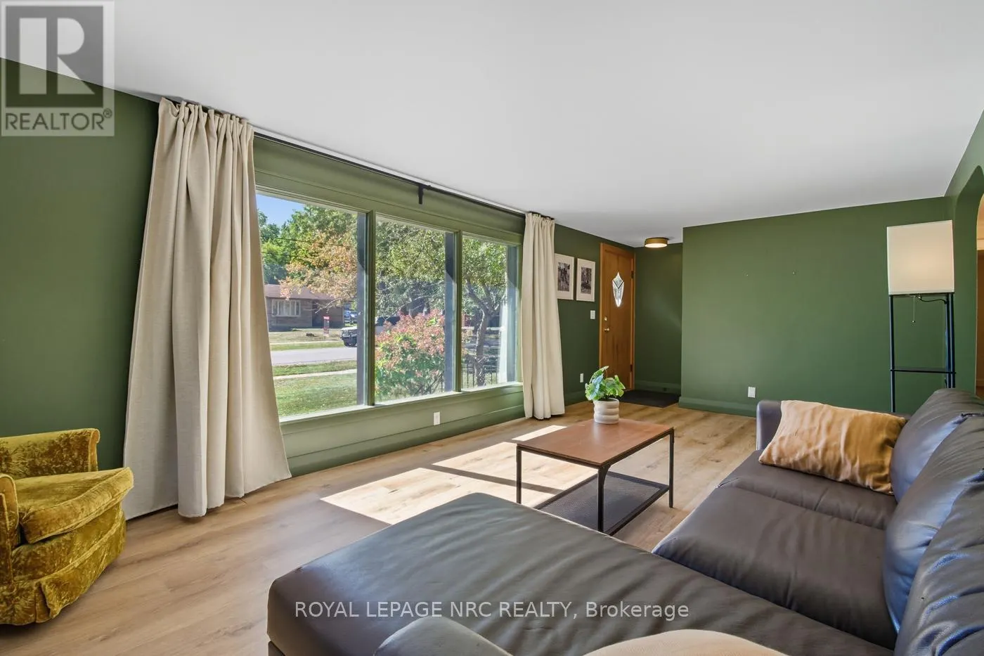 3754 HIGHLAND DRIVE