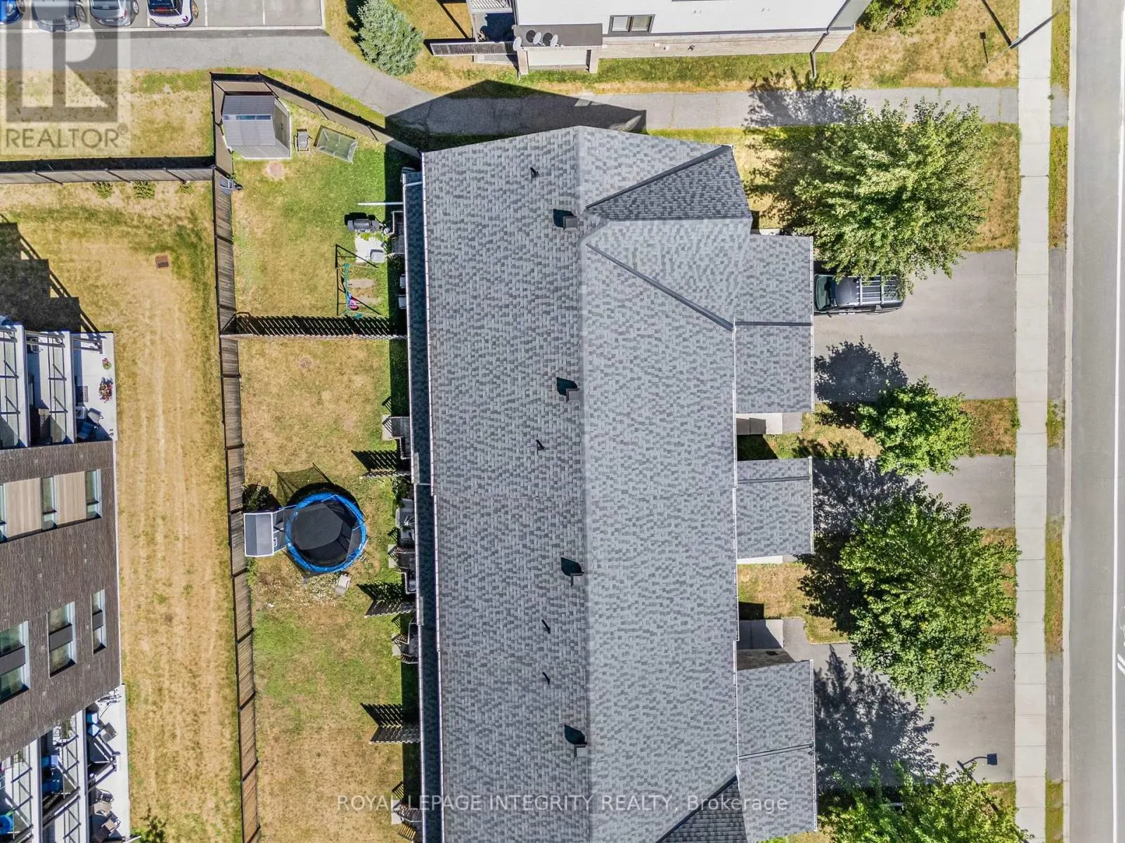 1132 DOCTEUR CORBEIL BOULEVARD