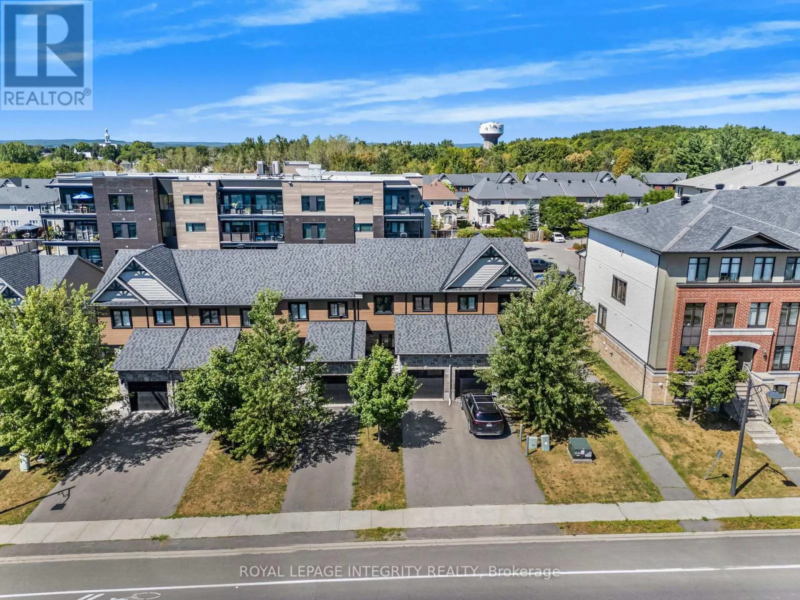 1132 DOCTEUR CORBEIL BOULEVARD